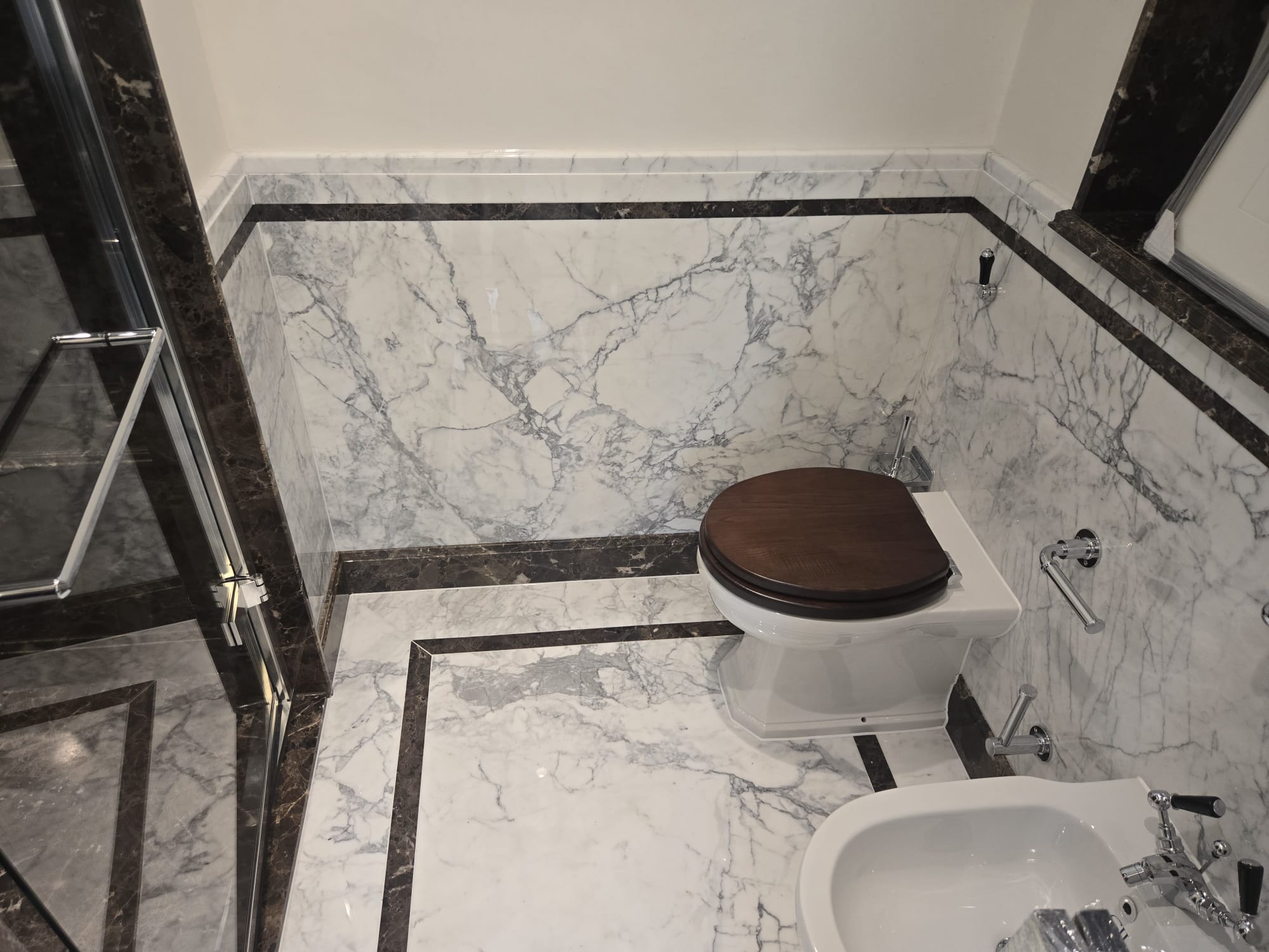 Hotel Brown's Mayfair — Arabescato marble work, view four